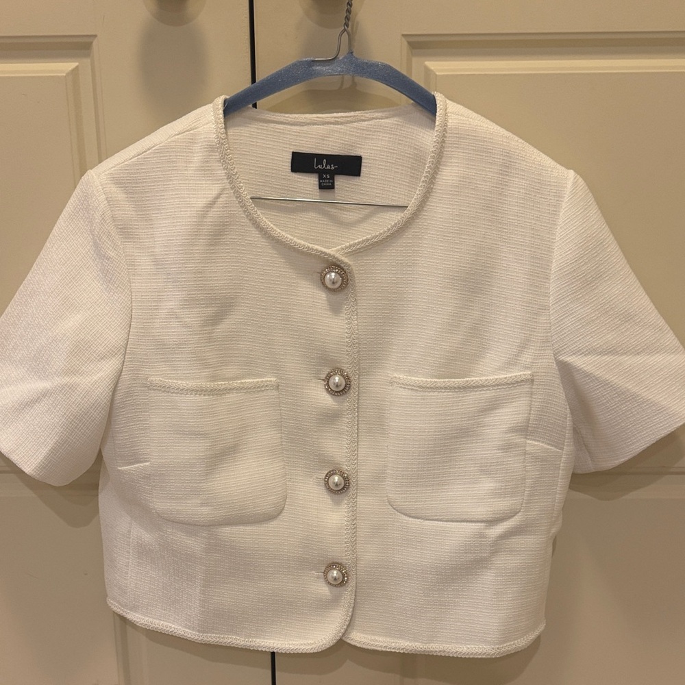 Lulus White Short Sleeve Jacket with‎ Pearl Buttons